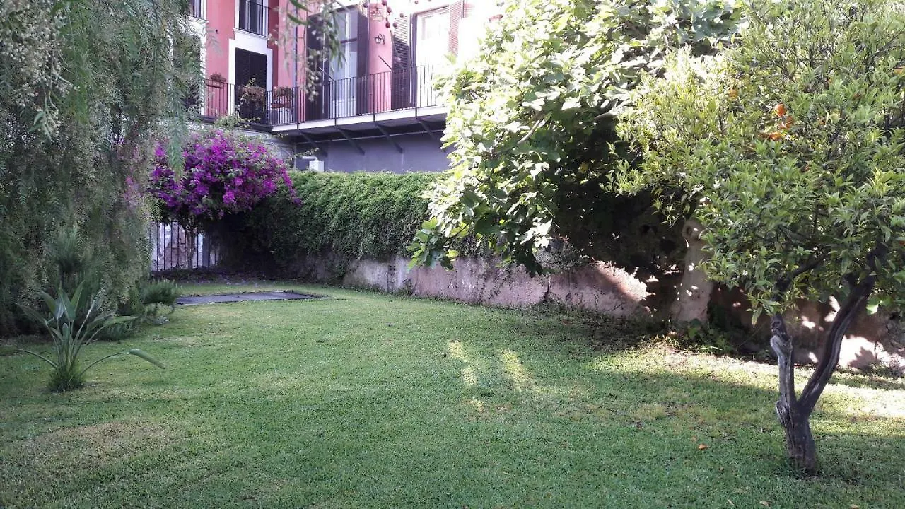 Casa Del Pettirosso Villa Catania Italy